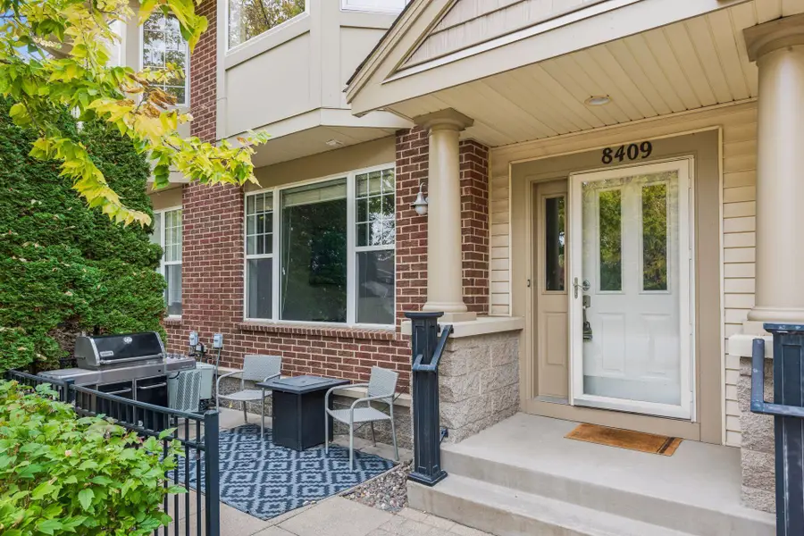 8409 Townsend Drive, Eden Prairie, MN 55344 - #3