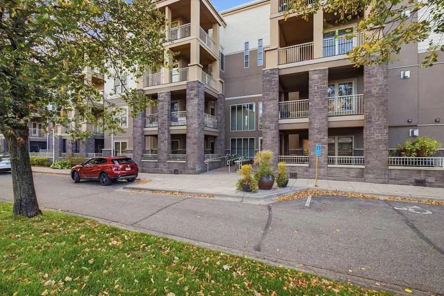 2201 Village Lane #A213, Bloomington, MN 55431 - #3