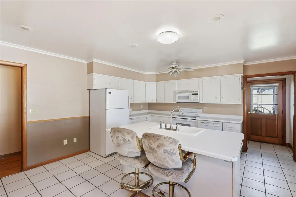 913 9th Street S, Virginia, MN 55792 - #1