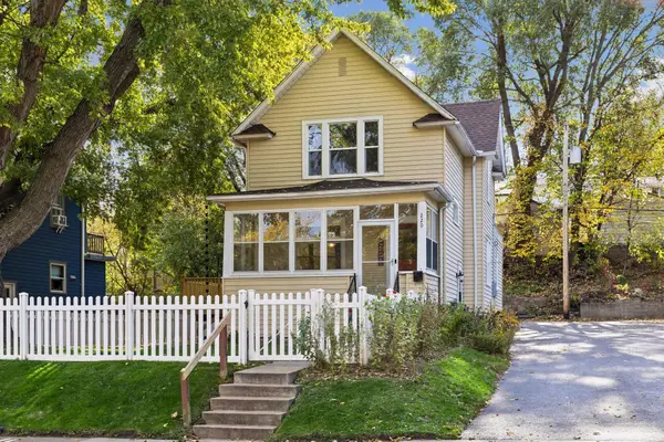 220 Winifred Street W, Saint Paul, MN 55107