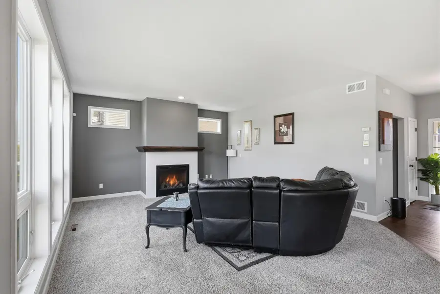 15606 Pennsylvania Avenue, Prior Lake, MN 55372 - #3