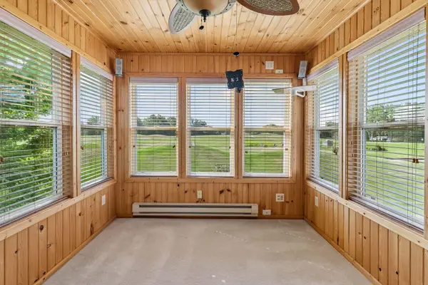 2007 14th Street Ne, Faribault, MN 55021