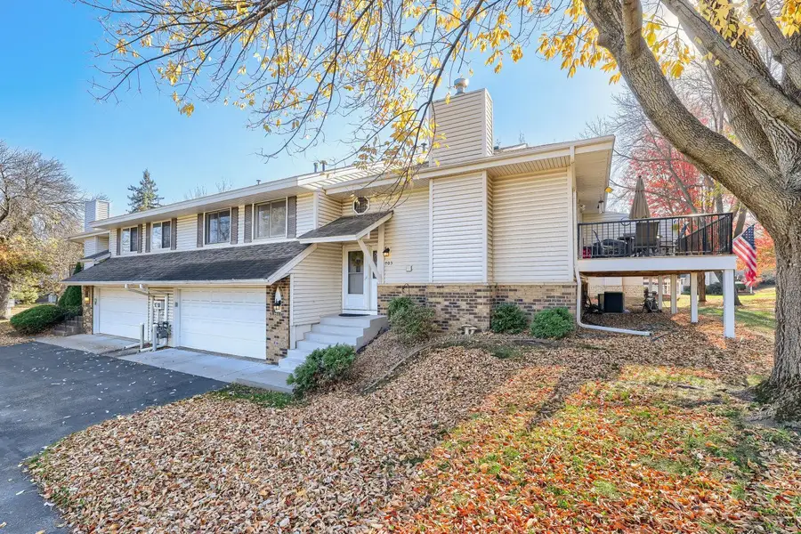 703 Evergreen Court, Burnsville, MN 55337 - #3