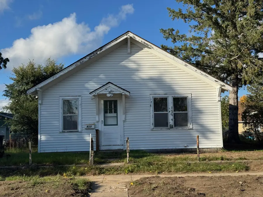 813 4th Street Se, Bemidji, MN 56601 - #2