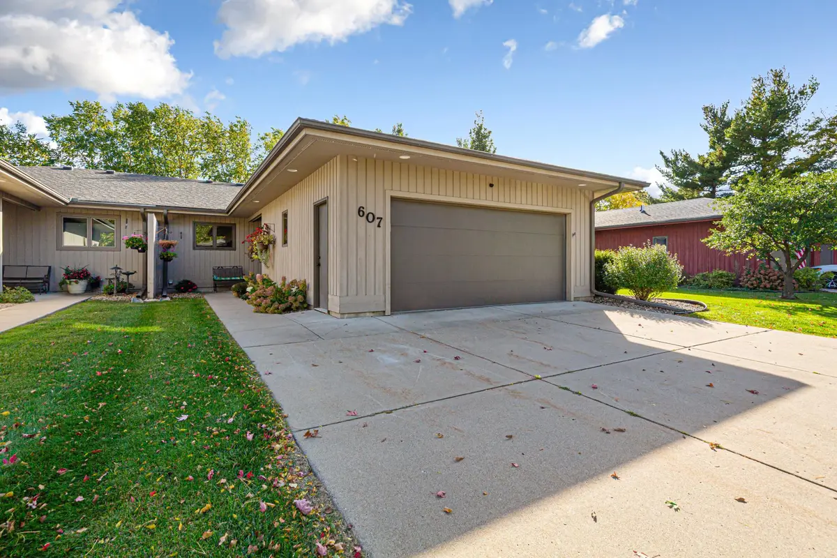 607 Zanmiller Drive, Northfield, MN 55057 - #1