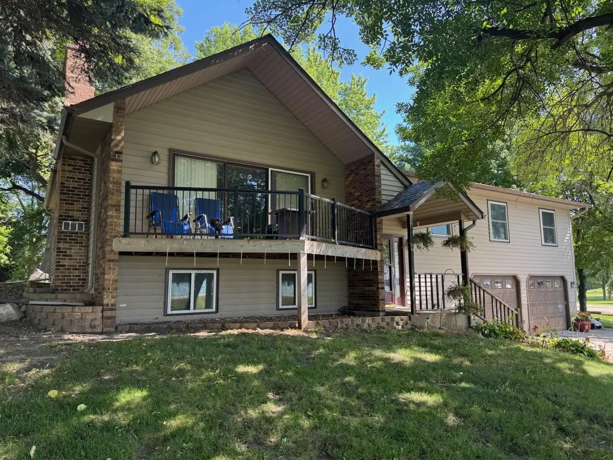 11284 Highway 15, Brownton, MN 55312 - #1