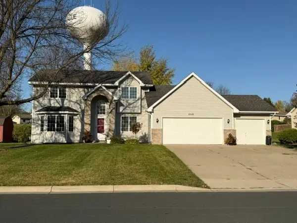 508 Lady Slipper Avenue Ne, New Prague, MN 56071