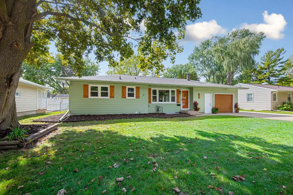 617 13th Street Ne, Owatonna, MN 55060 - #1
