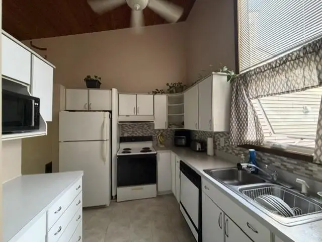 13799 Heywood Court, Apple Valley, MN 55124 - #2