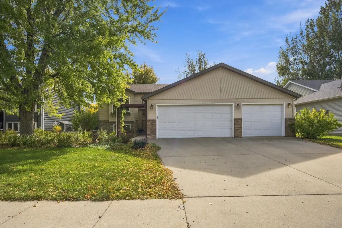 1115 Sommerset Drive, West Fargo, ND 58078 - #1