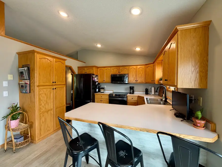 3001 9th Avenue S, Moorhead, MN 56560 - #3