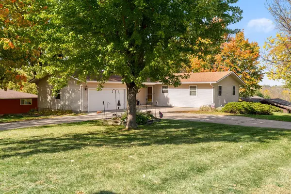 1146 Ironwood Avenue, Owatonna, MN 55060