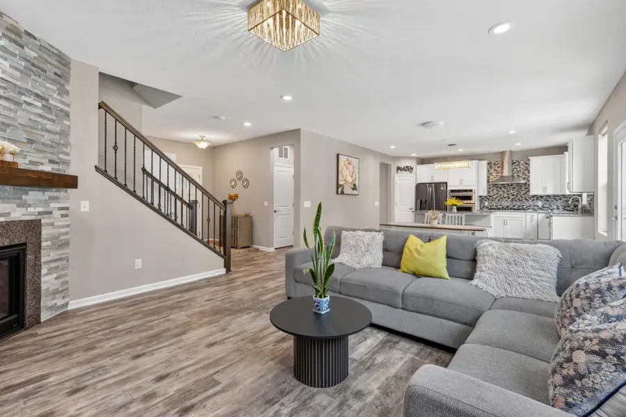 524 Aidan Cove, Eagan, MN 55123 - #3