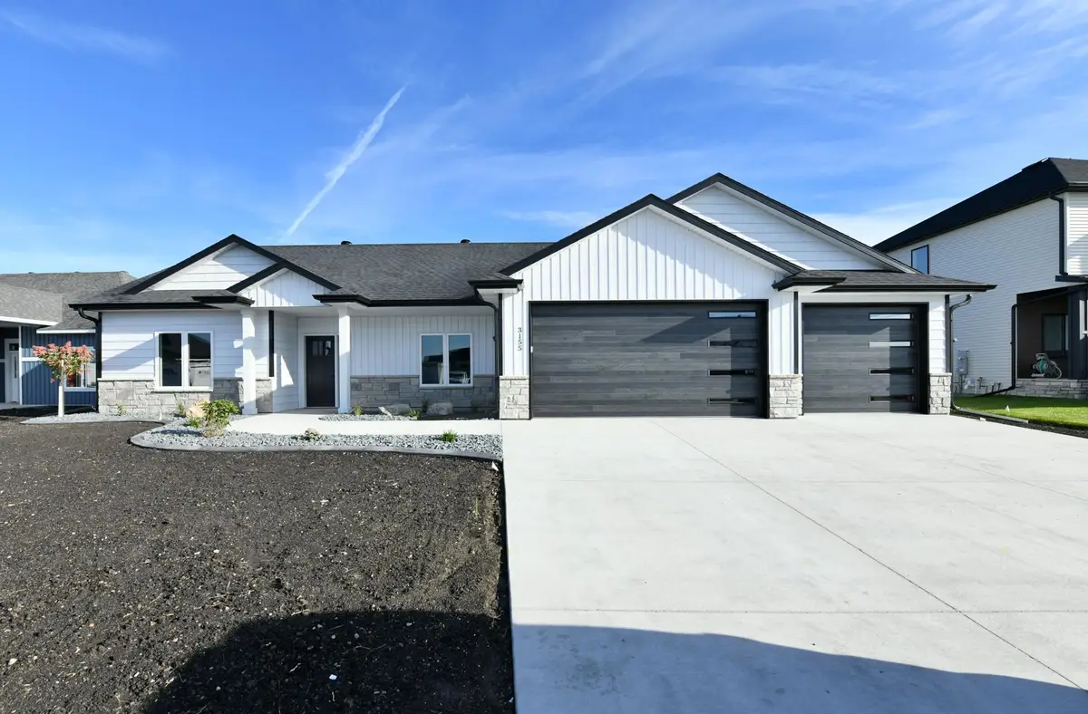 3155 Archer Place S, Fargo, ND 58104 - #1