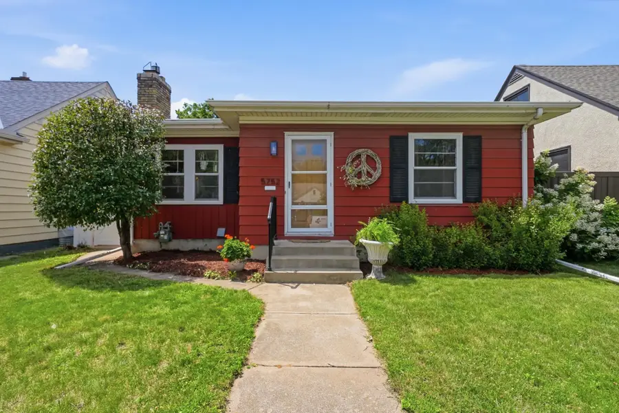 5752 23rd Avenue S, Minneapolis, MN 55417 - #2