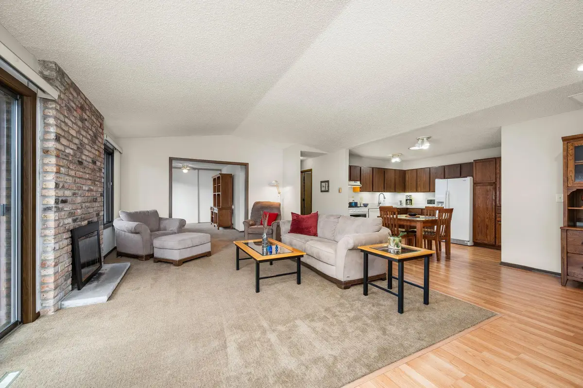 1070 Zanzibar Lane N, Plymouth, MN 55447 - #1