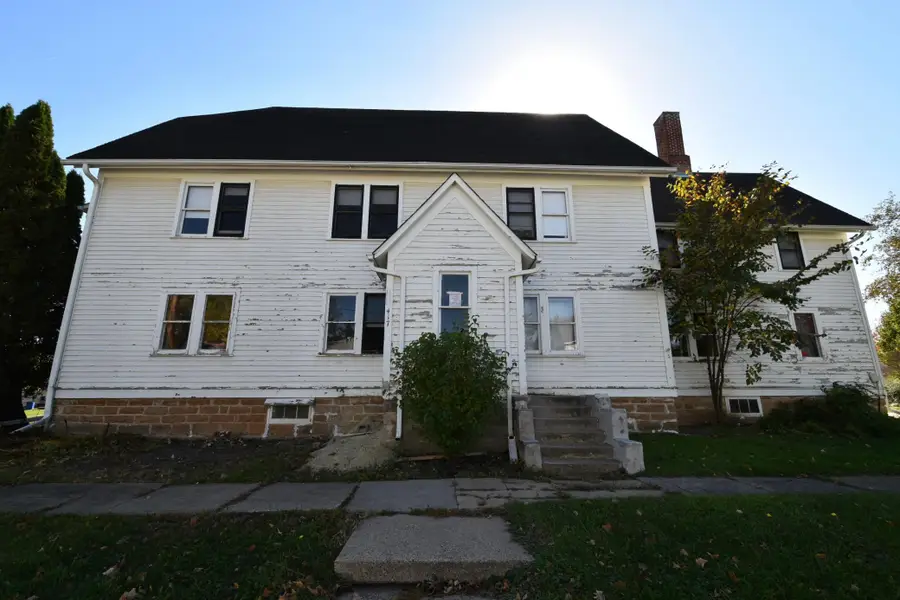 417 W 2nd Street, Zumbrota, MN 55992 - #3