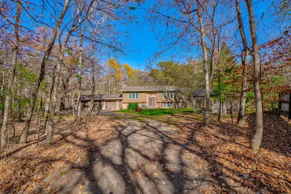 26731 Oakman Avenue, Lindstrom, MN 55045