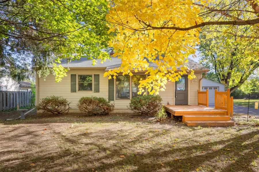 2938 Albert Street N, Roseville, MN 55113 - #2