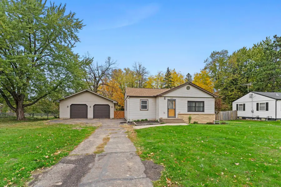 420 2nd Street Se, Braham, MN 55006 - #2