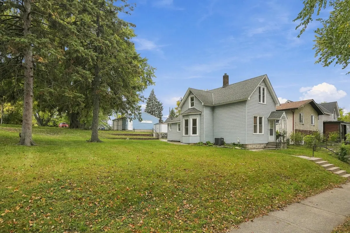 1087 Matilda Street, Saint Paul, MN 55117 - #1