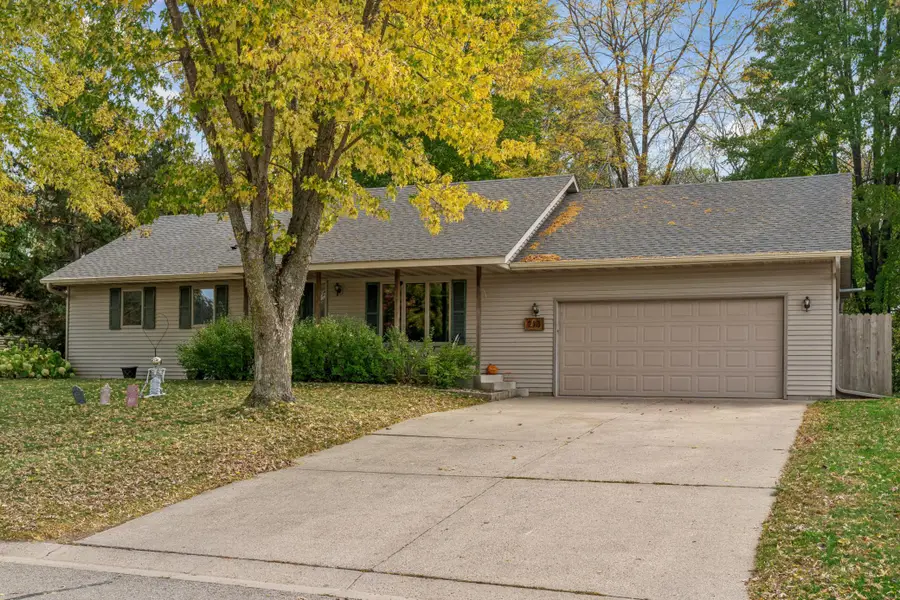 213 Ridgecrest Drive, Cannon Falls, MN 55009 - #2