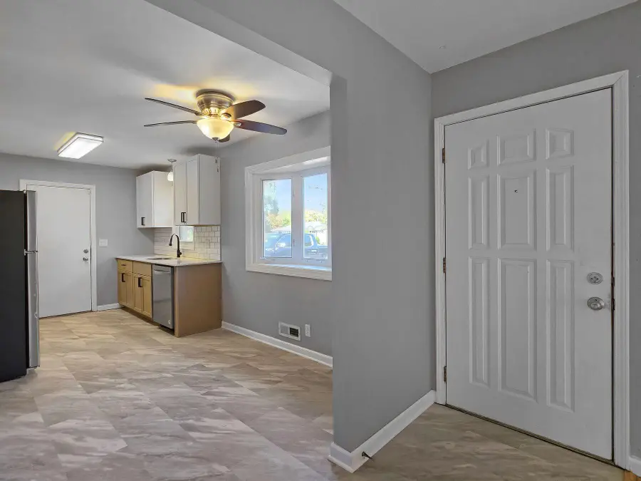 9312 Oakland Avenue S, Bloomington, MN 55420 - #2