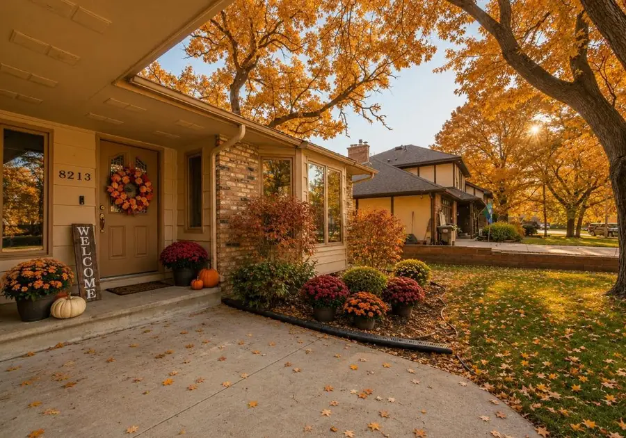 8213 Pleasant View Court, Mounds View, MN 55112 - #3