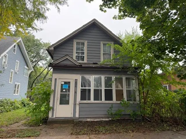 606 Cook Avenue E, Saint Paul, MN 55130 - #1