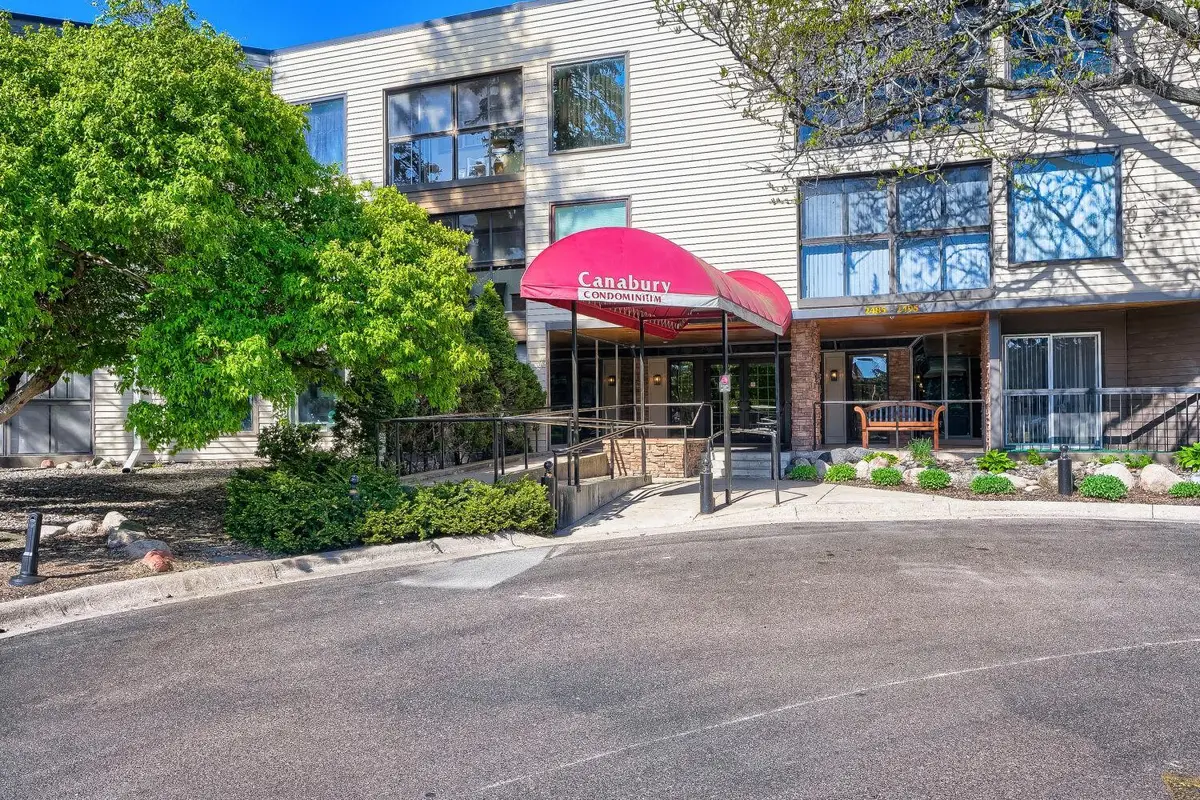 2495 Canabury Drive #333, Little Canada, MN 55117 - #1