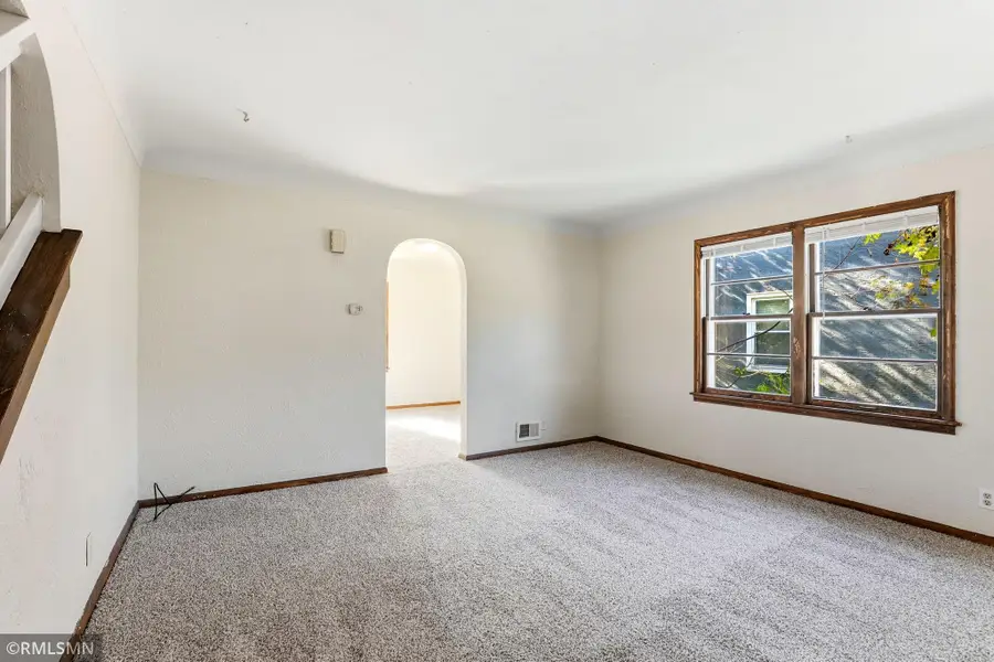 1498 Reaney Avenue E, Saint Paul, MN 55106 - #3