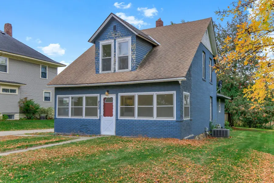 200 Excelsior Avenue N, Annandale, MN 55302 - #3