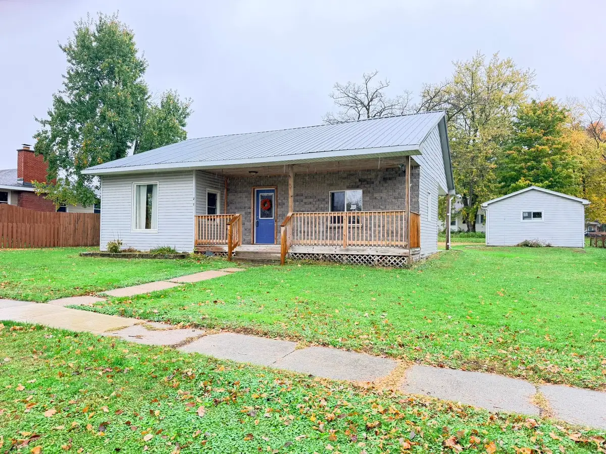 211 E Luella Street, Le Roy, MN 55951 - #1