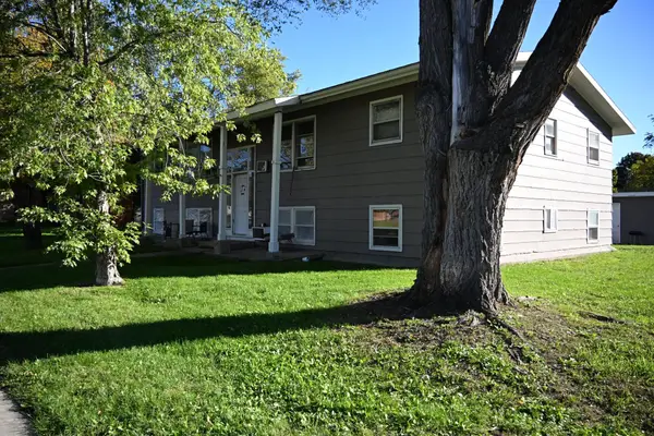 402 33rd Avenue N, Saint Cloud, MN 56303