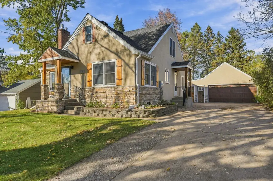 515 Roselawn Avenue E, Maplewood, MN 55117 - #2