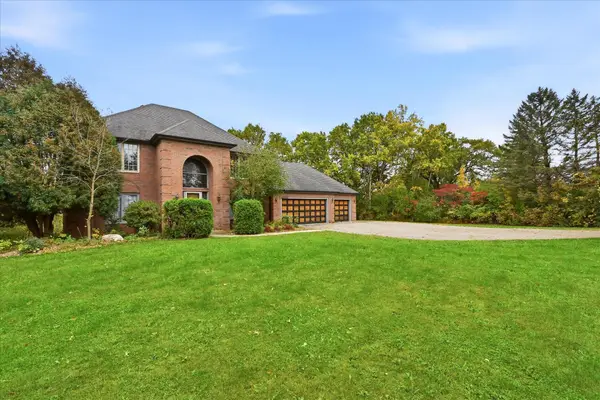 12888 S Robert Trail, Rosemount, MN 55068