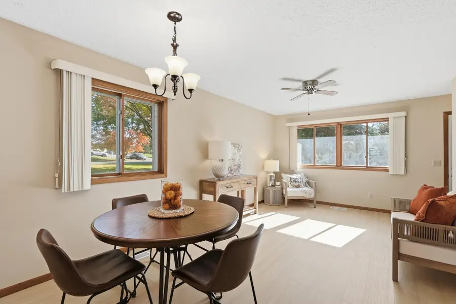 706 Ridge Drive Se, Saint Michael, MN 55376 - #2