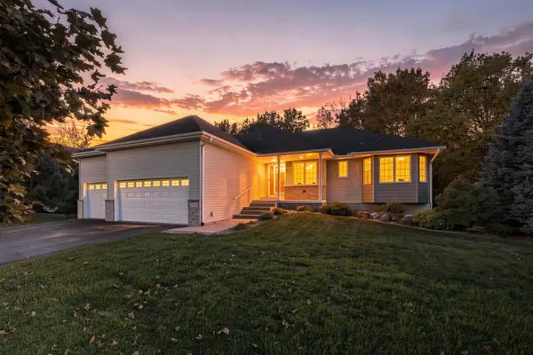 22048 Elston Avenue, Forest Lake, MN 55025