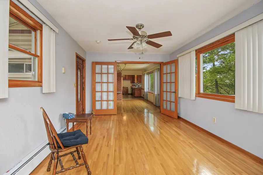 556 Turin Avenue, South Saint Paul, MN 55075 - #3