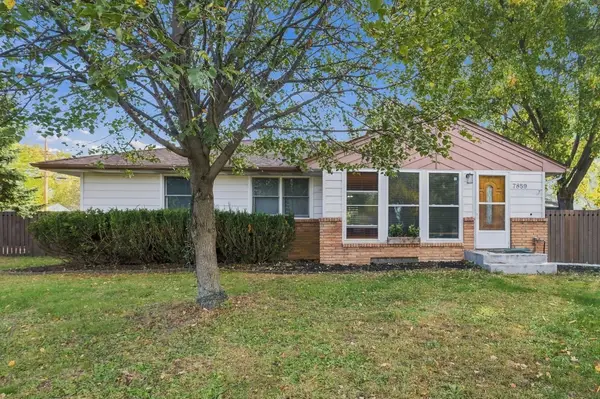 7859 Monroe Street Ne, Spring Lake Park, MN 55432