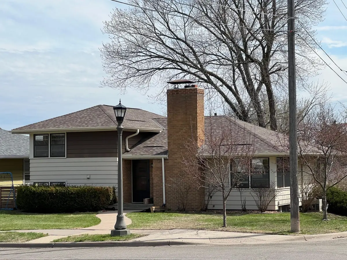 938 California Avenue W, Saint Paul, MN 55117 - #1
