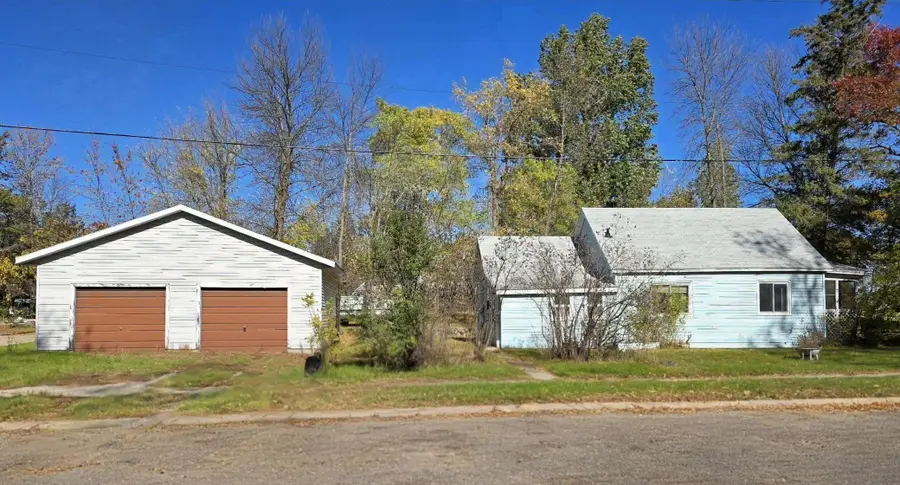 304 Spruce Avenue Ne, Cass Lake, MN 56633 - #3