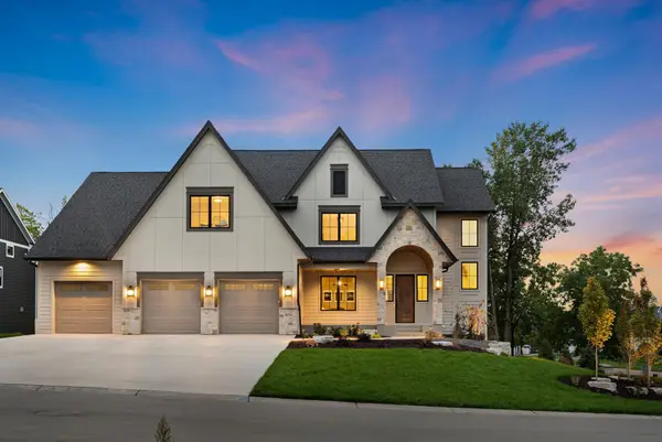 18758 Jarosite Court, Lakeville, MN 55044