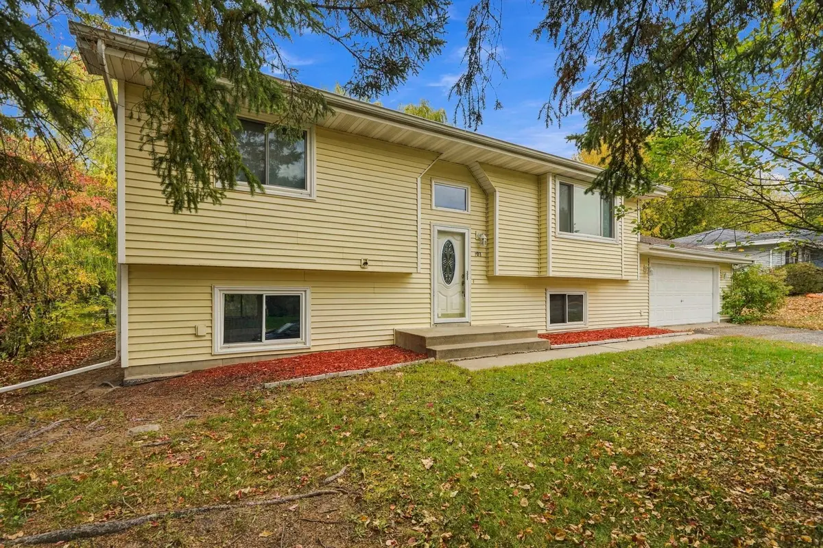 201 17th Street S, Buffalo, MN 55313 - #1
