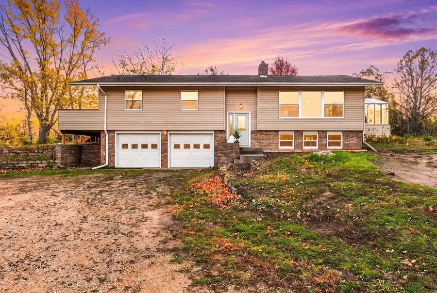 427 N Glover Road, Hudson, WI 54016 - #2
