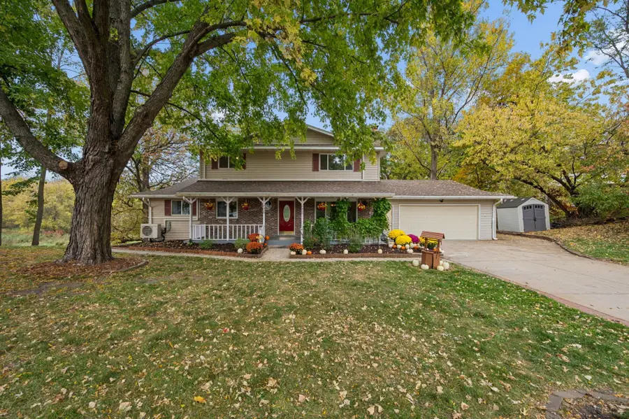 7920 Robin Circle, Waconia, MN 55387 - #2