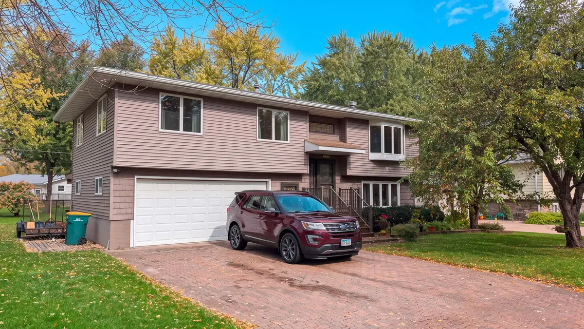 1613 Canary Drive, Albert Lea, MN 56007 - #1