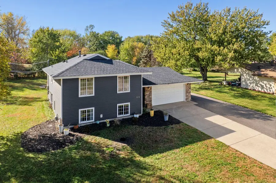 808 Newell Drive, Apple Valley, MN 55124 - #2