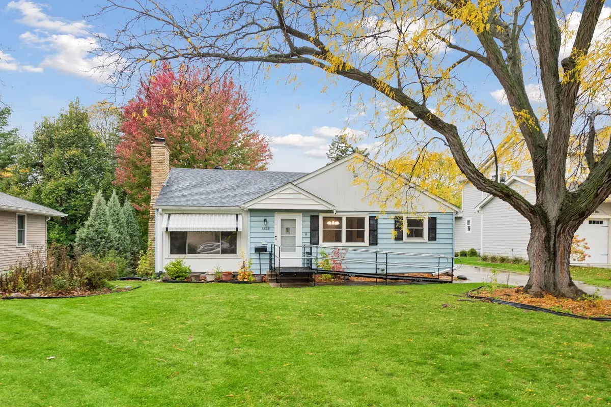 5728 Zenith Avenue S, Edina, MN 55410 - #1