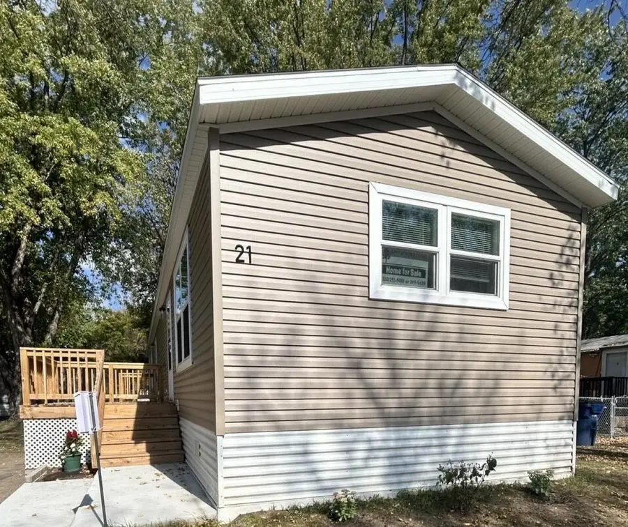 21 Perimeter Drive, Sartell, MN 56377 - #2